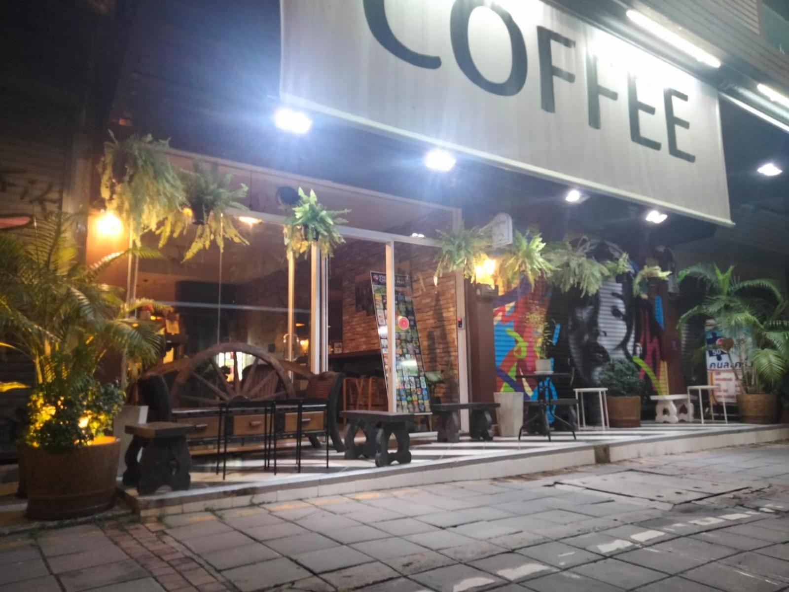 Chaiyee Coffee 清邁 外观 照片